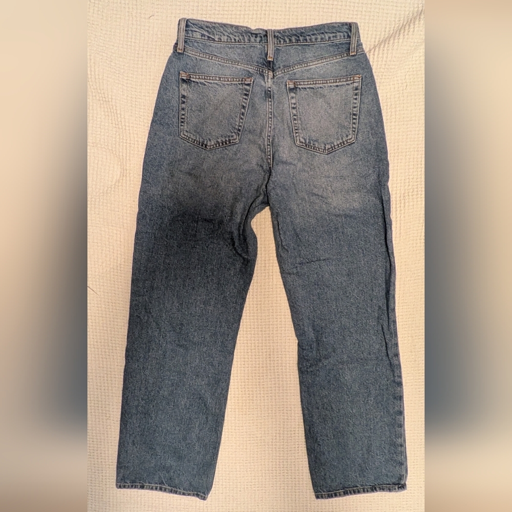 Forever 21 Women's Blue Distressed Jeans - Picture 2 of 4